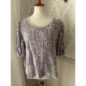 Anthropologie Solitaire Women’s Large Gray Embroidered Scalloped Flowy Top
